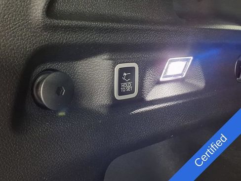 Used 2024 Jeep Grand Cherokee L Laredo w/ Luxury Tech Group I AWD/4WD image 22
