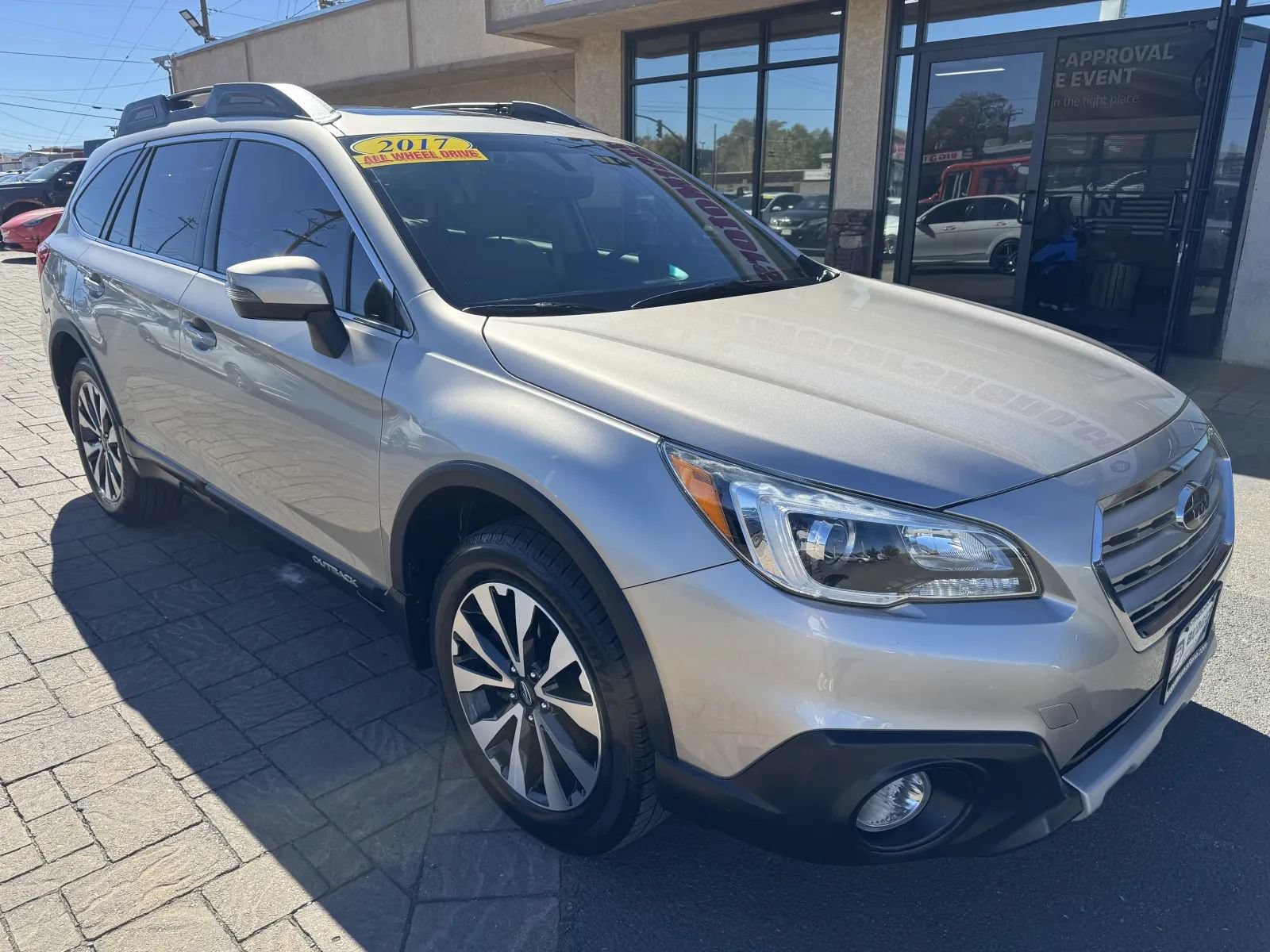 Used 2017 Subaru Outback 2.5i Limited AWD/4WD image 8