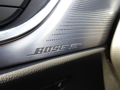 Used 2025 Cadillac XT6 Premium Luxury image 23