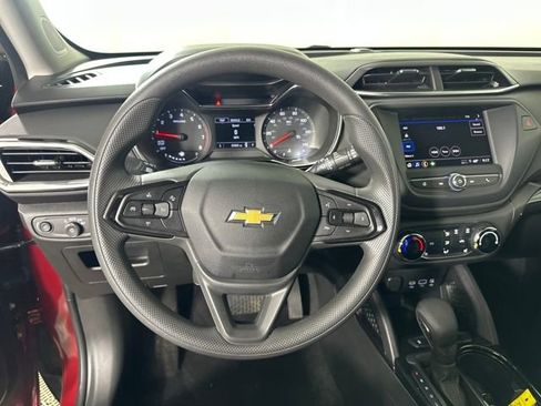 Used 2023 Chevrolet TrailBlazer LT image 22