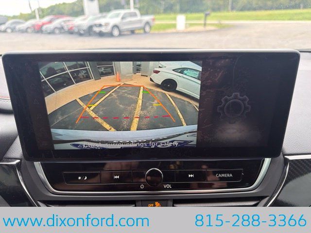 Used 2024 Nissan Altima 2.5 SR w/ SR Premium Package FWD image 13