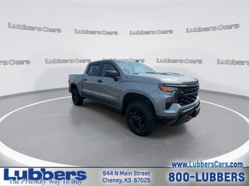 Used 2026 Chevrolet Silverado 1500 Custom Trail Boss AWD/4WD image 2