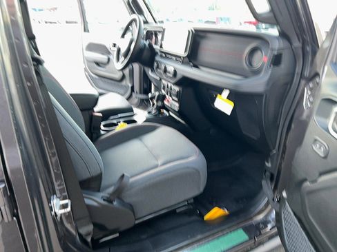 New 2026 Jeep Wrangler Unlimited Rubicon image 31