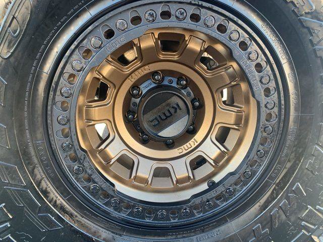 Used 2023 Jeep Gladiator Sport AWD/4WD image 12