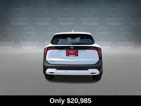 Used 2025 Nissan Kicks S FWD image 4
