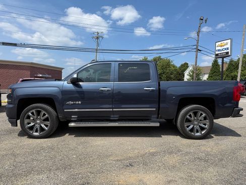 Used 2018 Chevrolet Silverado 1500 LTZ Z71 w/ Centennial Edition AWD/4WD image 3