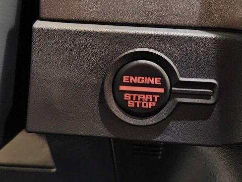Used 2025 Ford Bronco Raptor AWD/4WD image 21