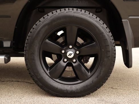 Used 2019 RAM 1500 Big Horn image 41