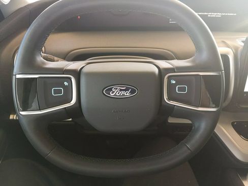 Used 2025 Ford Expedition Max Active AWD/4WD image 18