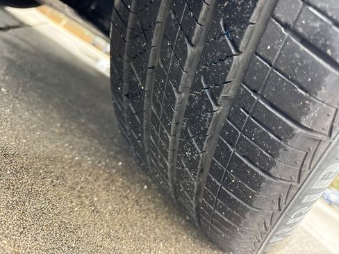 Used 2025 Toyota Sienna XSE image 9