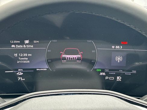 New 2025 Audi Q6 e-tron Premium Plus image 24