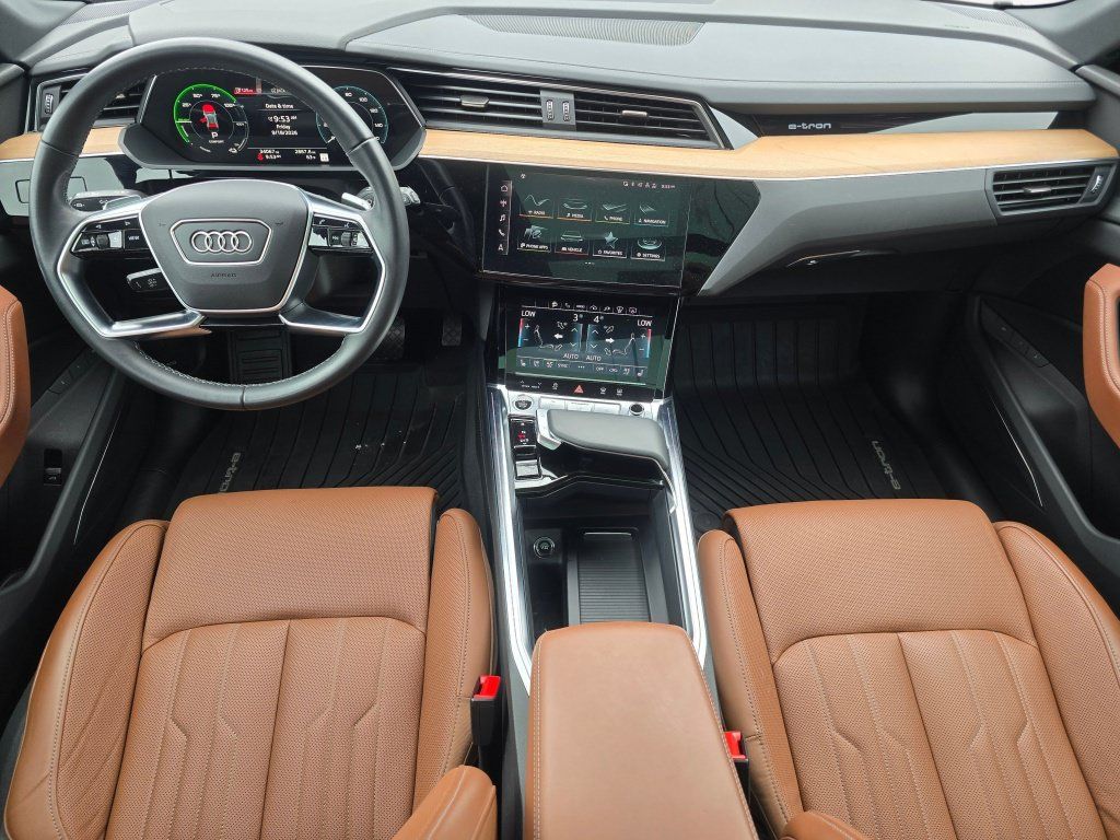 Used 2024 Audi Q8 e-tron Prestige w/ Prestige Package AWD/4WD image 17