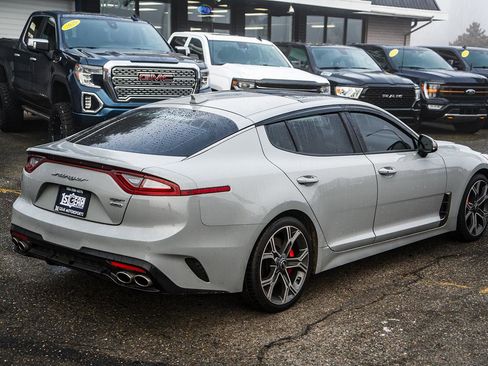 Used 2020 Kia Stinger GT2 image 13