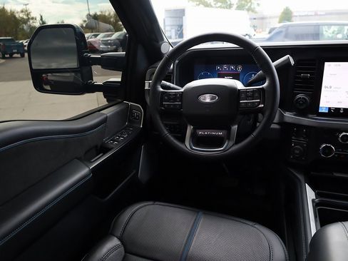 Used 2025 Ford F350 Platinum image 20