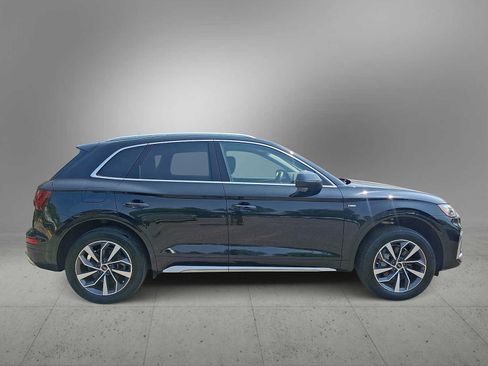 Used 2023 Audi Q5 2.0T Premium w/ Convenience Package AWD/4WD image 9