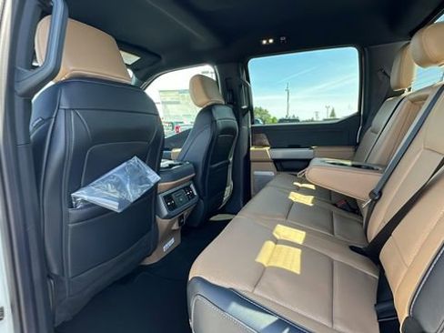 New 2025 Ford F250 Lariat w/ FX4 Off-Road Package image 21