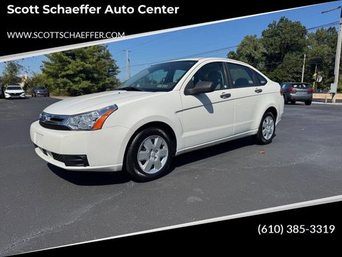 Used 2010 Ford Focus S image 1