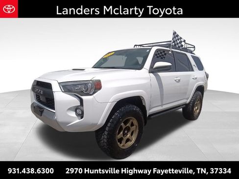 Used 2021 Toyota 4Runner TRD Off-Road AWD/4WD image 7