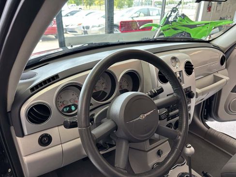 Used 2010 Chrysler PT Cruiser w/ Convenience Group image 14