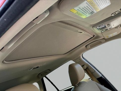 Used 2019 Subaru Outback 2.5i Limited AWD/4WD image 26