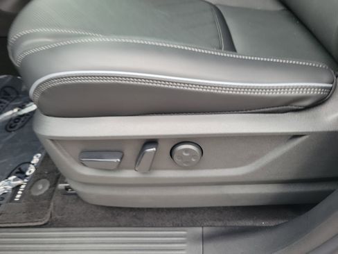 New 2026 INFINITI QX80 Luxe image 17