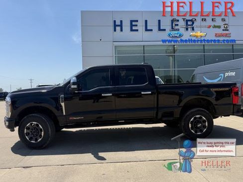 Used 2024 Ford F250 Platinum w/ Tremor Off-Road Package AWD/4WD image 1