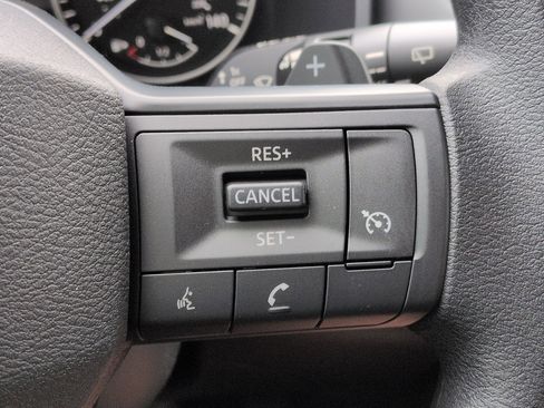 New 2026 Nissan Rogue S image 15