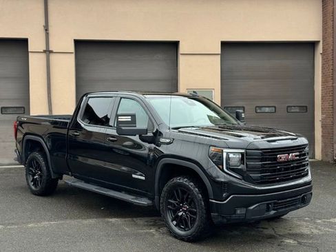 Used 2024 GMC Sierra 1500 Elevation w/ Max Trailering Package image 3