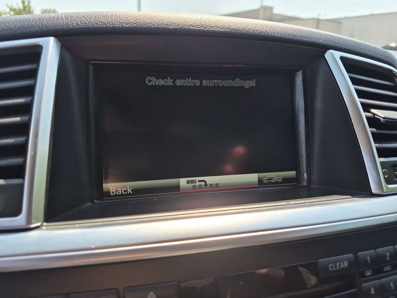 Used 2015 Mercedes-Benz ML 350 4MATIC image 24