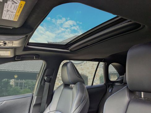 Used 2020 Toyota RAV4 XSE image 8