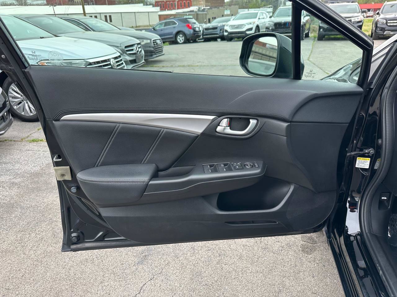 Used 2013 Honda Civic EX-L image 18