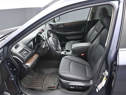 Used 2017 Subaru Outback 2.5i Limited image 15