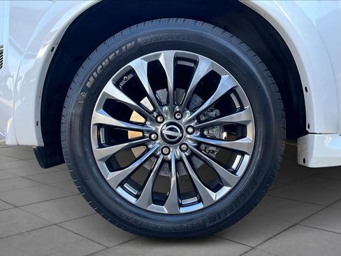 Used 2021 Nissan Armada Platinum w/ Captain's Chairs Package image 10