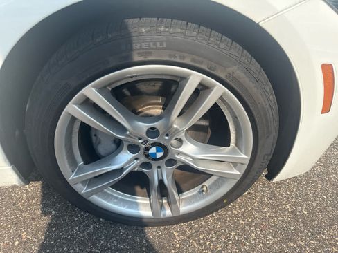 Used 2017 BMW 340i xDrive Sedan AWD/4WD image 10