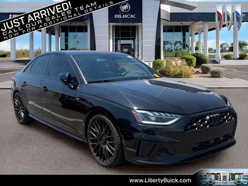 Used 2022 Audi A4 2.0T Prestige AWD/4WD image 1