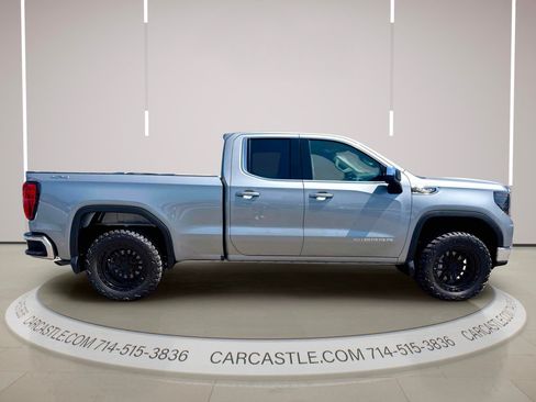 Used 2023 GMC Sierra 1500 SLE w/ Enhanced Capability Package AWD/4WD image 6