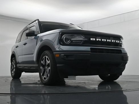 Used 2022 Ford Bronco Sport Outer Banks w/ Tech Package AWD/4WD image 18