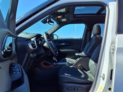 Used 2023 Chevrolet TrailBlazer RS w/ Sun and Liftgate Package AWD/4WD image 21