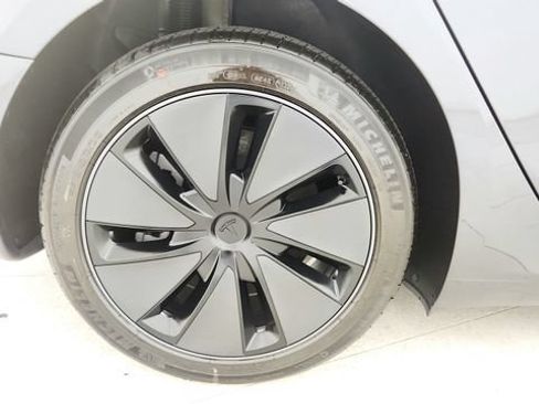 Used 2026 Tesla Model 3 RWD image 76
