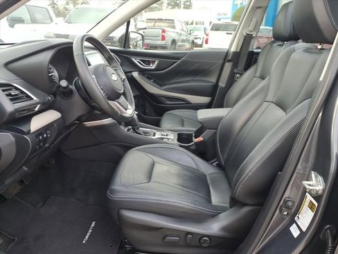 Used 2022 Subaru Forester Limited image 19