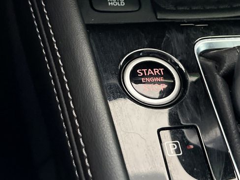 Used 2024 Nissan Kicks SR image 22