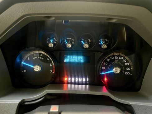 Used 2013 Ford F250 XL image 14