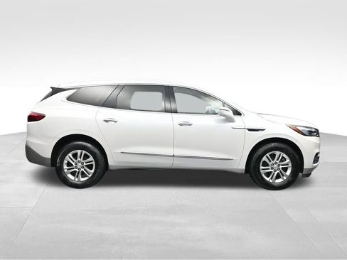 Used 2018 Buick Enclave Essence AWD/4WD image 6