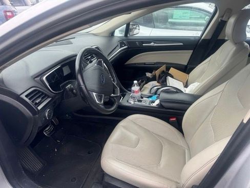 Used 2018 Ford Fusion Titanium AWD/4WD image 8