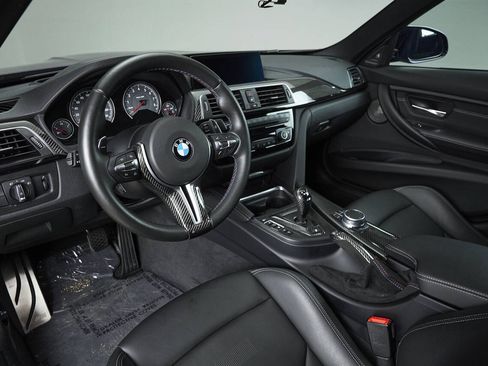 Used 2018 BMW M3 RWD image 48