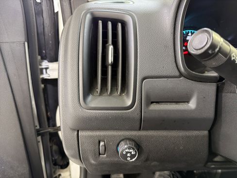 Used 2021 Chevrolet Colorado LT w/ LT Convenience Package image 20