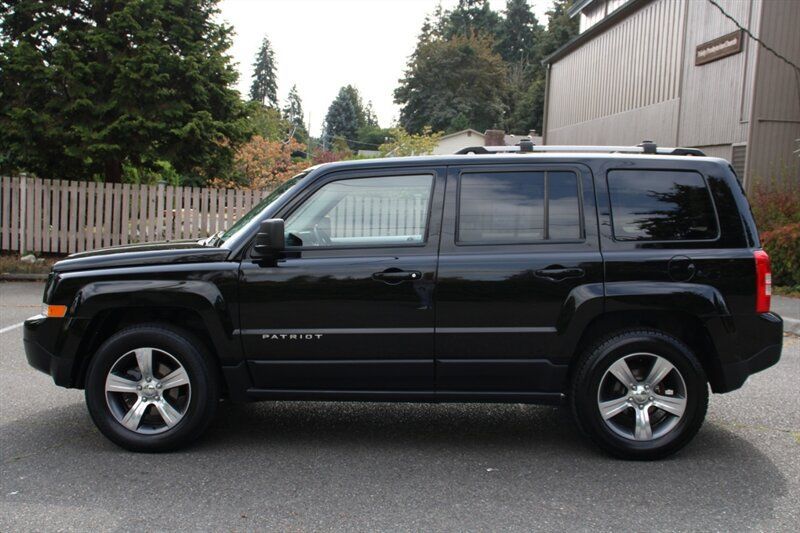 Used 2016 Jeep Patriot High Altitude AWD/4WD image 12