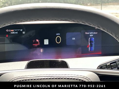 New 2026 Lincoln Navigator Reserve AWD/4WD image 30
