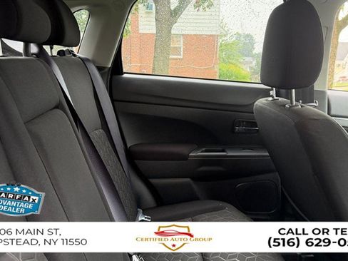 Used 2024 Mitsubishi Outlander Sport LE AWD/4WD image 20