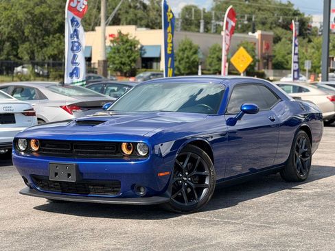 Used 2019 Dodge Challenger GT w/ Blacktop Package RWD image 1